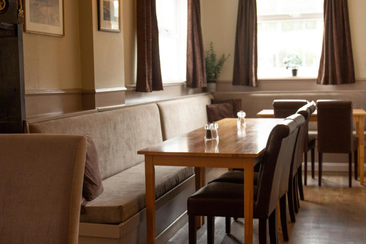 Horse And Hound Country Inn Bonchester Bridge エクステリア 写真