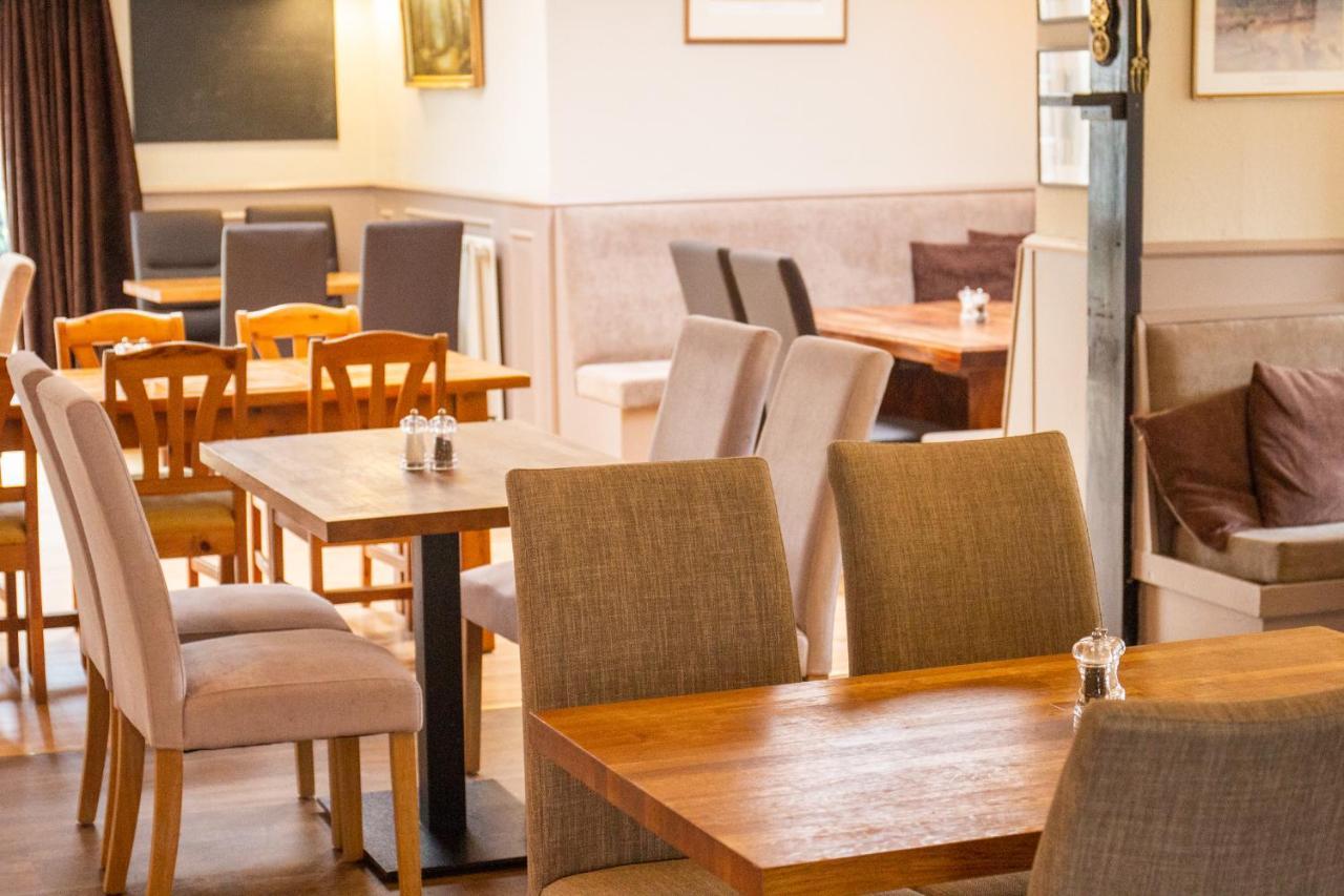 Horse And Hound Country Inn Bonchester Bridge エクステリア 写真