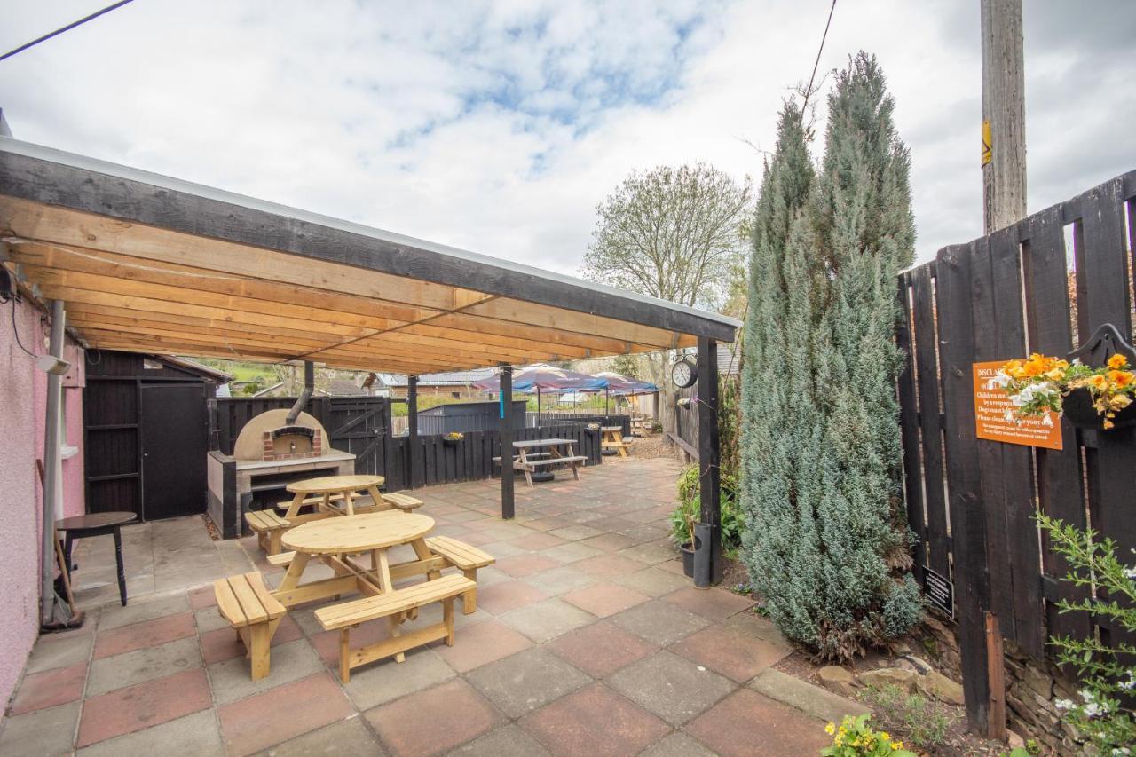 Horse And Hound Country Inn Bonchester Bridge エクステリア 写真