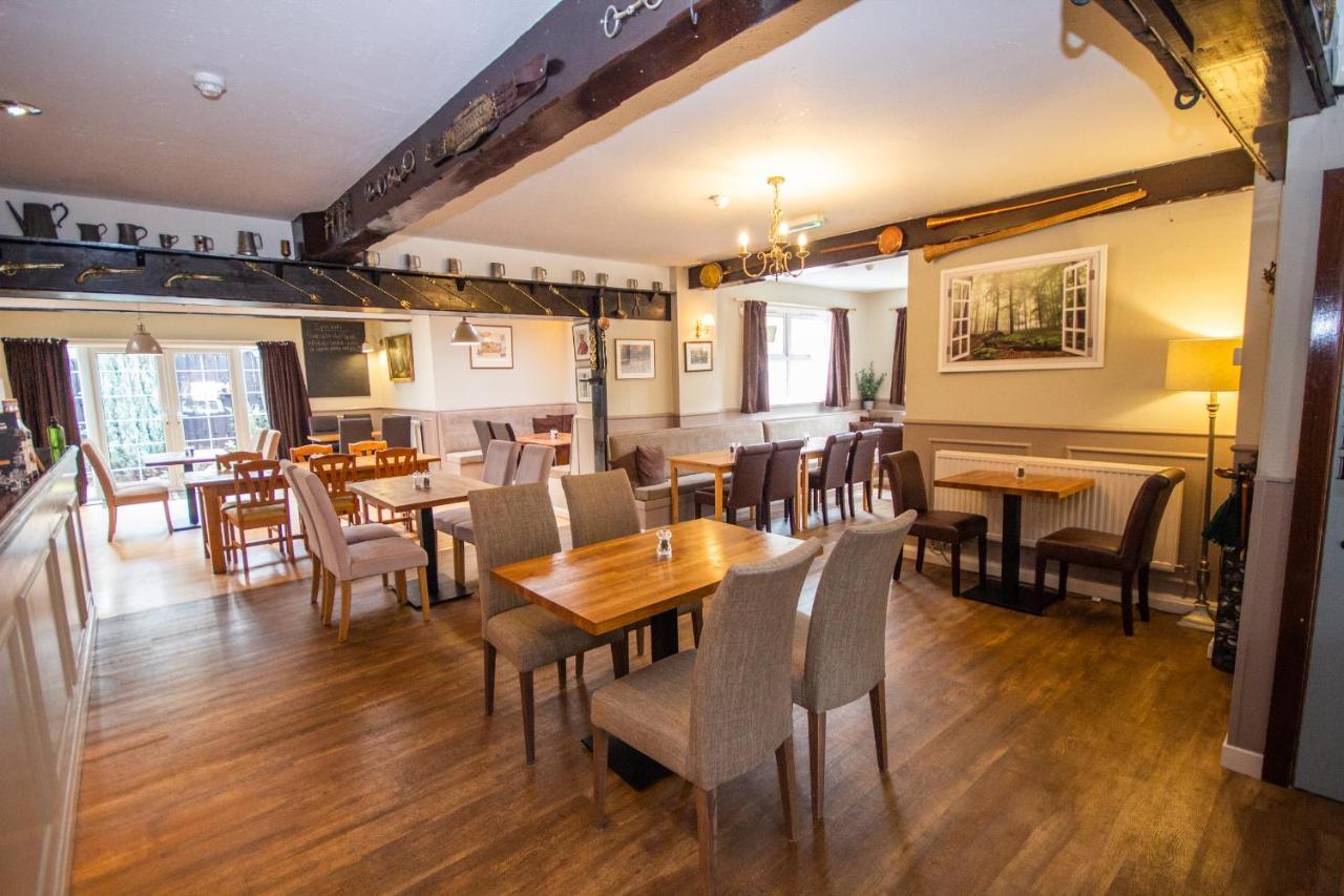 Horse And Hound Country Inn Bonchester Bridge エクステリア 写真