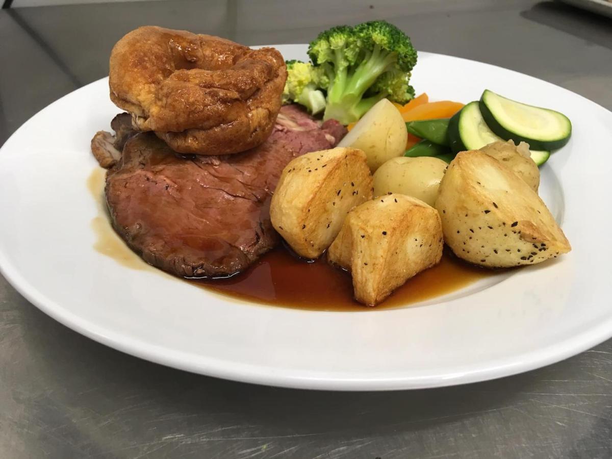 Horse And Hound Country Inn Bonchester Bridge エクステリア 写真
